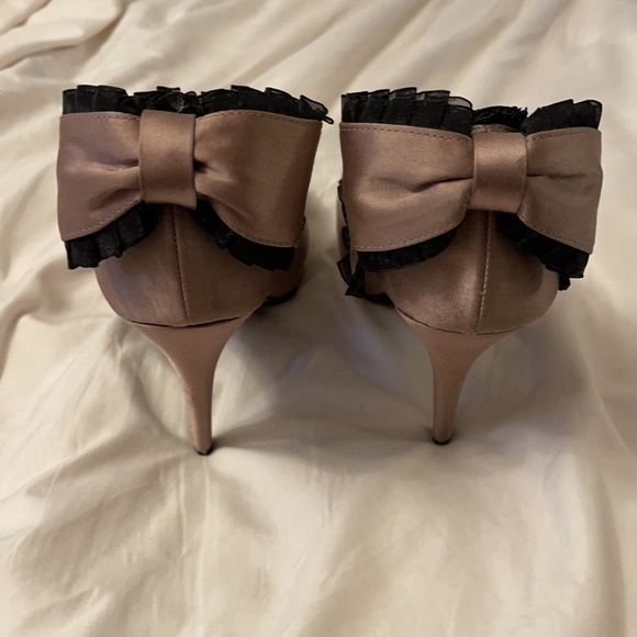 Betsy Johnson stilettos - Picture 3 of 4